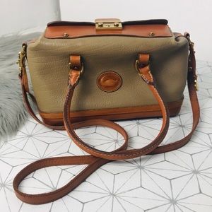 Dooney & Bourke Bag
